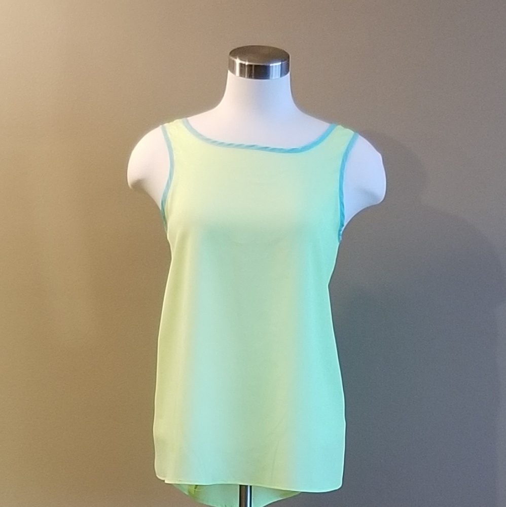 BOW BACK BLOUSE - Picture 2 of 5